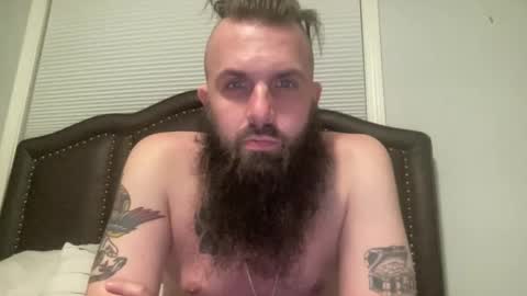 Snapshot of concentralized chatting on 01/04/25, 10:05 Matt online show from 01/04/25, 10:05