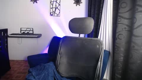 Snapshot of coniecut chatting on 02/17/26, 06:21 conie online show from 02/17/26, 06:21