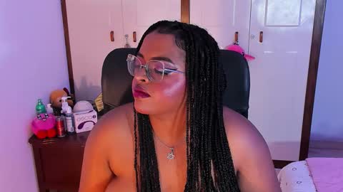 conielaurenth online show from 09/15/25, 01:38