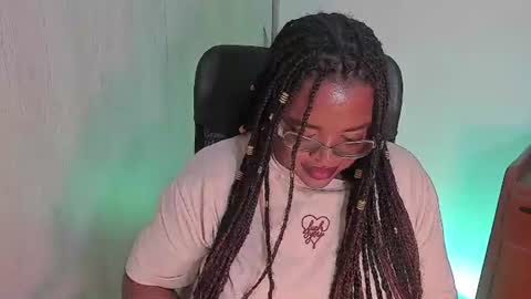 Snapshot of conielaurenth chatting on 07/15/26, 06:18 conielaurenth online show from 07/15/26, 06:18