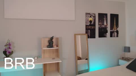 Connie online show from 12/21/24, 01:47