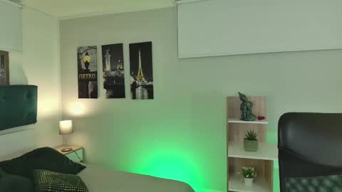 Connie online show from 03/10/25, 08:12