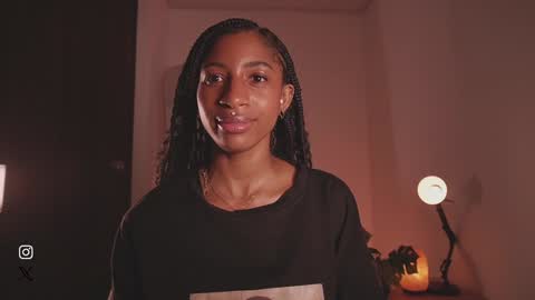 Snapshot of connie_west0 chatting on 12/14/24, 12:55 independent model online show from 12/14/24, 12:55