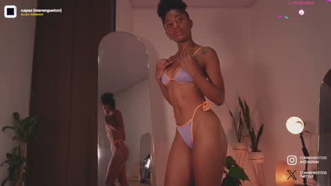 Snapshot of connie_west0 chatting on 01/19/25, 09:23 independent model online show from 01/19/25, 09:23