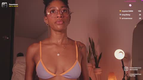 Snapshot of connie_west0 chatting on 01/20/25, 12:25 independent model online show from 01/20/25, 12:25