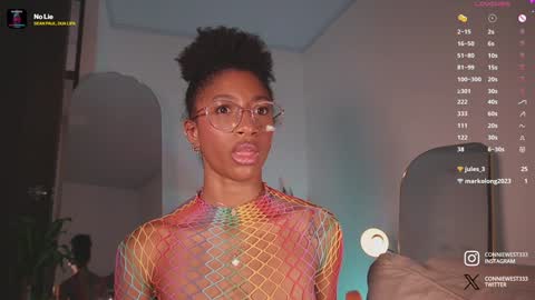 Snapshot of connie_west0 chatting on 01/20/25, 06:21 independent model online show from 01/20/25, 06:21