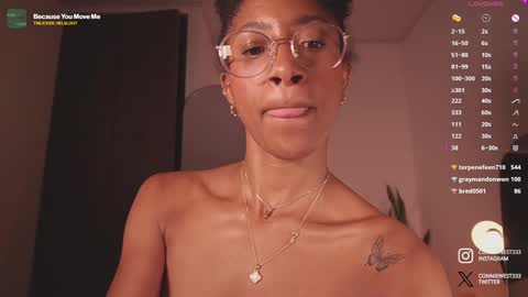 Snapshot of connie_west0 chatting on 01/21/25, 12:25 independent model online show from 01/21/25, 12:25