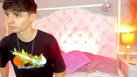 Snapshot of connor_and_angel chatting on 10/13/25, 12:38 connor_and_angel online show from 10/13/25, 12:38