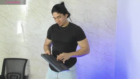 Connor online show from 04/07/26, 08:20