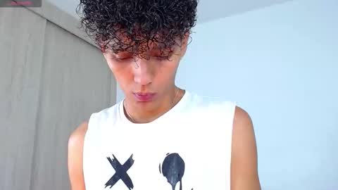 Snapshot of connor_garrett chatting on 11/22/25, 01:37 Connor online show from 11/22/25, 01:37