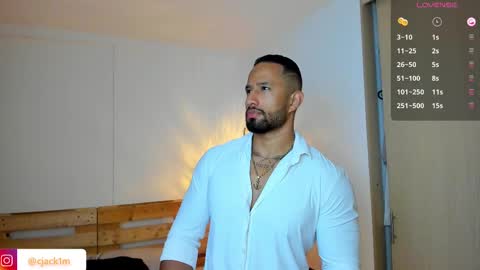 Snapshot of connor_jackson1 chatting on 02/13/25, 02:56 Connor Jackson online show from 02/13/25, 02:56