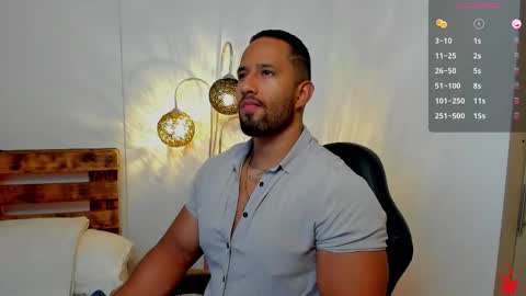 Snapshot of connor_jackson1 chatting on 10/17/25, 12:14 Connor Jackson online show from 10/17/25, 12:14