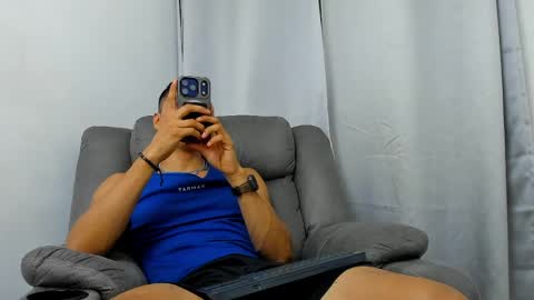 Snapshot of connorkingg chatting on 04/11/26, 01:10 CONNORKING online show from 04/11/26, 01:10