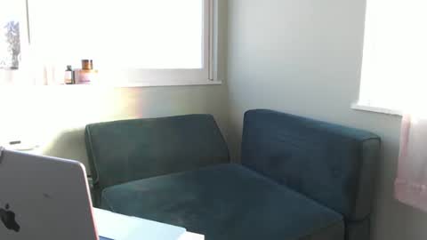 Snapshot of constantcumquest chatting on 11/19/25, 07:36 ANR Mommy online show from 11/19/25, 07:36