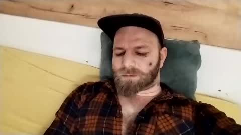 Snapshot of constantinxx chatting on 02/23/25, 07:28 constantinxx online show from 02/23/25, 07:28