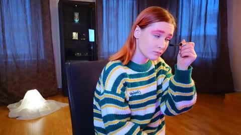 Snapshot of consuelaawkward chatting on 11/10/25, 04:44 consuelaawkward online show from 11/10/25, 04:44