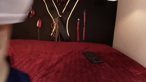 cookie_bit_ online show from 04/15/26, 07:58