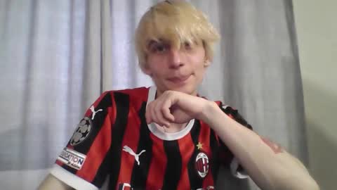 Snapshot of cookie_sex chatting on 11/14/25, 01:48 cookie_sex online show from 11/14/25, 01:48