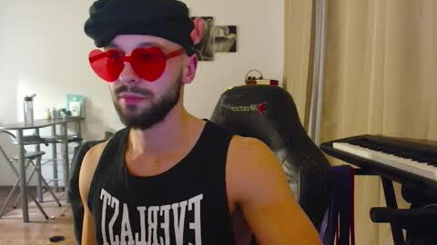 Stachu Jones online show from 11/23/25, 04:40