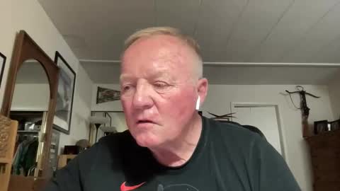 cookoosnest online show from 03/25/26, 03:12