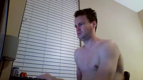 Snapshot of cooldude122222 chatting on 12/29/24, 03:22 cooldude122222 online show from 12/29/24, 03:22