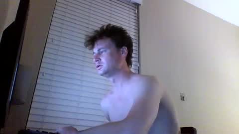 Snapshot of cooldude122222 chatting on 03/02/25, 03:34 cooldude122222 online show from 03/02/25, 03:34