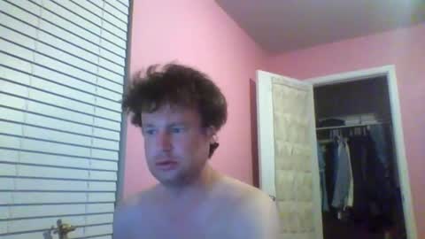 Snapshot of cooldude122222 chatting on 11/09/25, 12:03 cooldude122222 online show from 11/09/25, 12:03