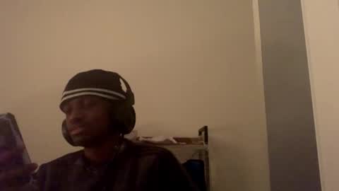 Snapshot of coolvibes69 chatting on 12/02/25, 11:00 coolvibes69 online show from 12/02/25, 11:00