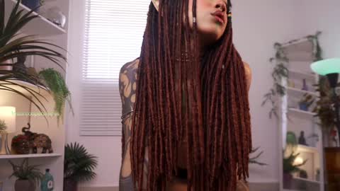 ROSELL 3   online show from 12/21/24, 06:02