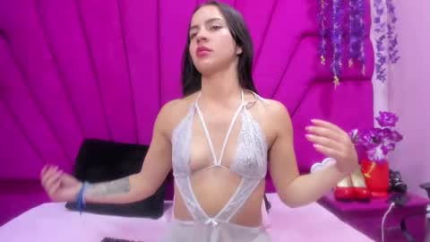 CooperEmma  online show from 10/23/25, 02:44