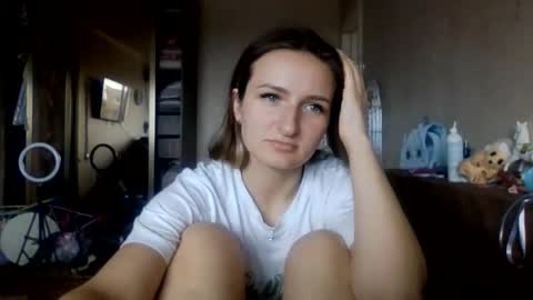 cora_fora online show from 04/28/26, 12:10