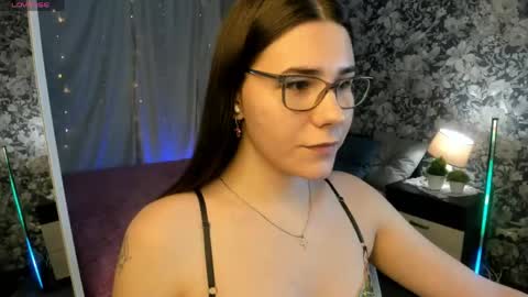 Snapshot of coraline_kitty chatting on 06/02/26, 01:02 Coraline online show from 06/02/26, 01:02