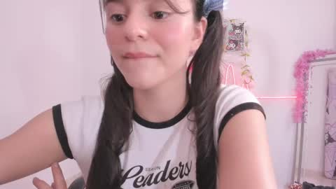 Snapshot of coralinexxx07 chatting on 04/28/26, 06:13 Coraline uwu Bienvenidos al dulce mundo de Coraline Hola amores soy Coraline Una chica tierna juguetona online show from 04/28/26, 06:13