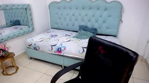 Snapshot of cordelia_perlman chatting on 11/10/25, 12:37 Cordelia online show from 11/10/25, 12:37