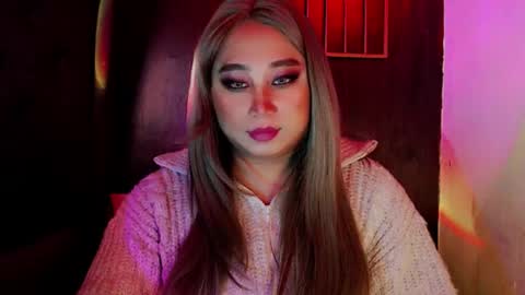 corefinder_xx online show from 11/12/25, 06:58