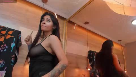 Cori online show from 11/01/25, 12:12