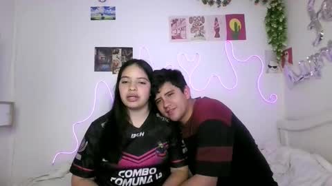 Snapshot of corners_horny1 chatting on 12/03/25, 04:42 sofia online show from 12/03/25, 04:42