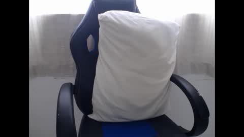 corolaxxl online show from 12/16/25, 04:34