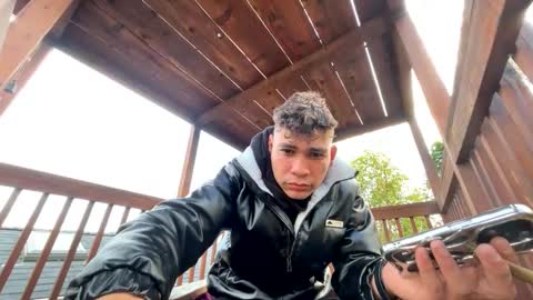 Snapshot of coronelking chatting on 12/28/24, 11:05 coronelking online show from 12/28/24, 11:05