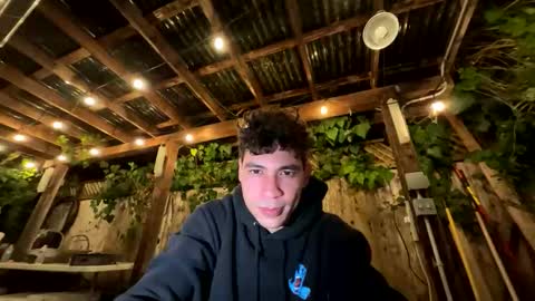 Snapshot of coronelking chatting on 10/15/25, 02:44 coronelking online show from 10/15/25, 02:44