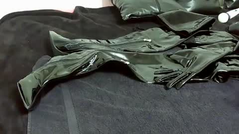 corsetnboots online show from 12/09/24, 09:06