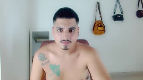 corsocanaxxx online show from 11/21/25, 08:18