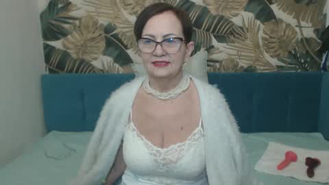 Snapshot of corssika chatting on 02/10/25, 09:15 corssika online show from 02/10/25, 09:15