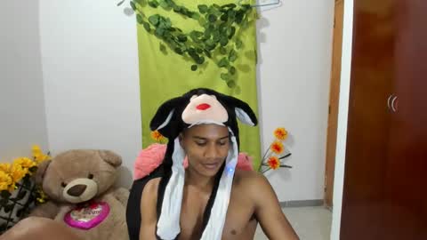 Ethan  online show from 12/28/24, 04:19