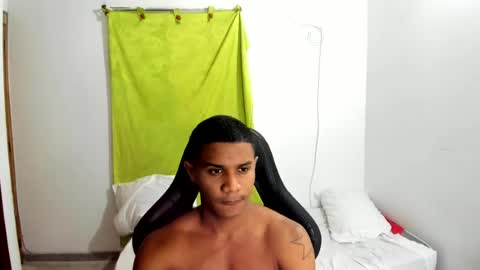 Snapshot of corzoethan chatting on 06/25/26, 06:01 Ethan online show from 06/25/26, 06:01