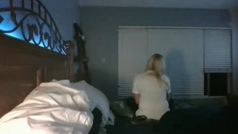 cosdaddy online show from 12/21/25, 08:21