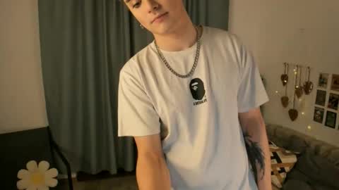 Henry online show from 03/01/26, 09:17