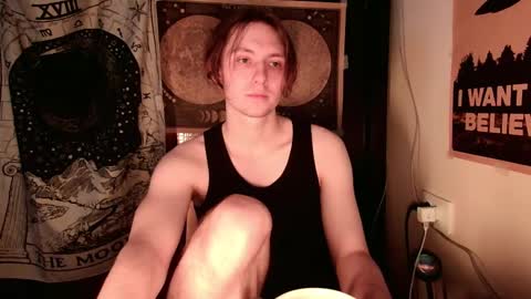 Snapshot of cosmonudes chatting on 02/24/25, 08:58 Barry online show from 02/24/25, 08:58