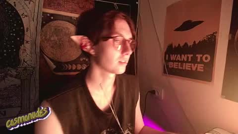 Snapshot of cosmonudes chatting on 10/20/25, 06:41 Barry online show from 10/20/25, 06:41