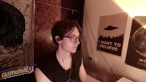 Snapshot of cosmonudes chatting on 11/10/25, 01:54 Barry online show from 11/10/25, 01:54